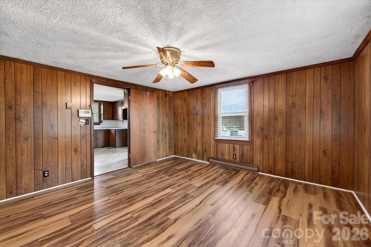 199 Mckinnon Avenue NE Concord NC 28025
