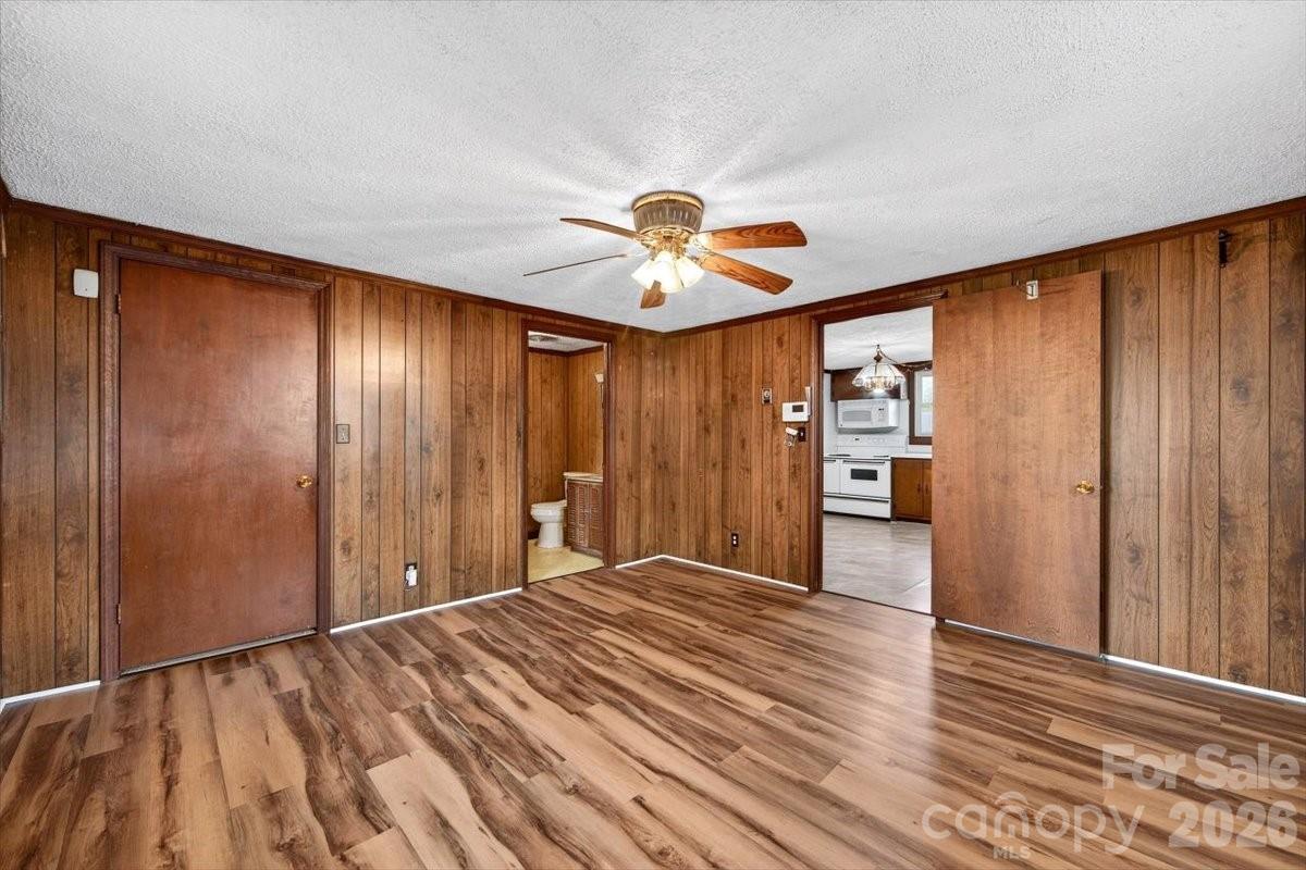 199 Mckinnon Avenue NE Concord NC 28025