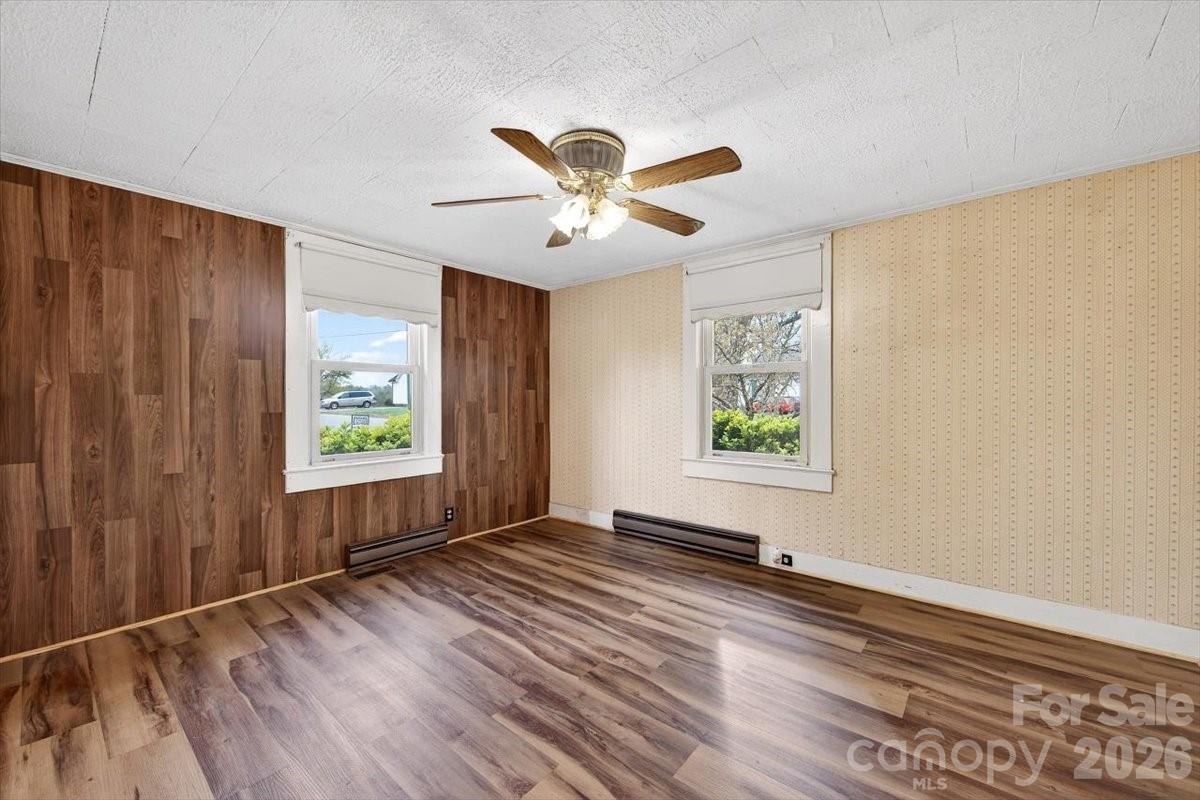 199 Mckinnon Avenue NE Concord NC 28025