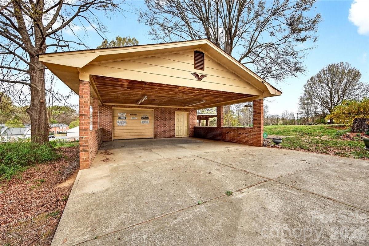 199 Mckinnon Avenue NE Concord NC 28025