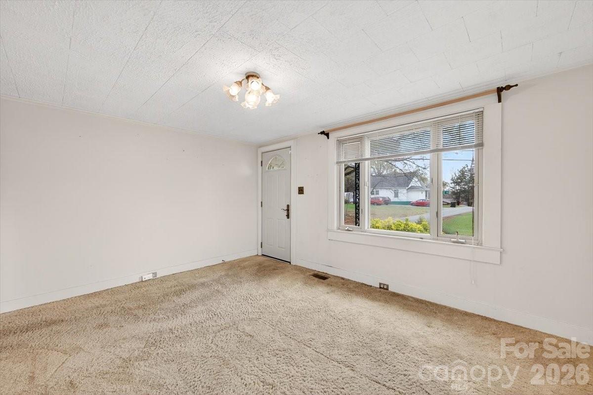 199 Mckinnon Avenue NE Concord NC 28025