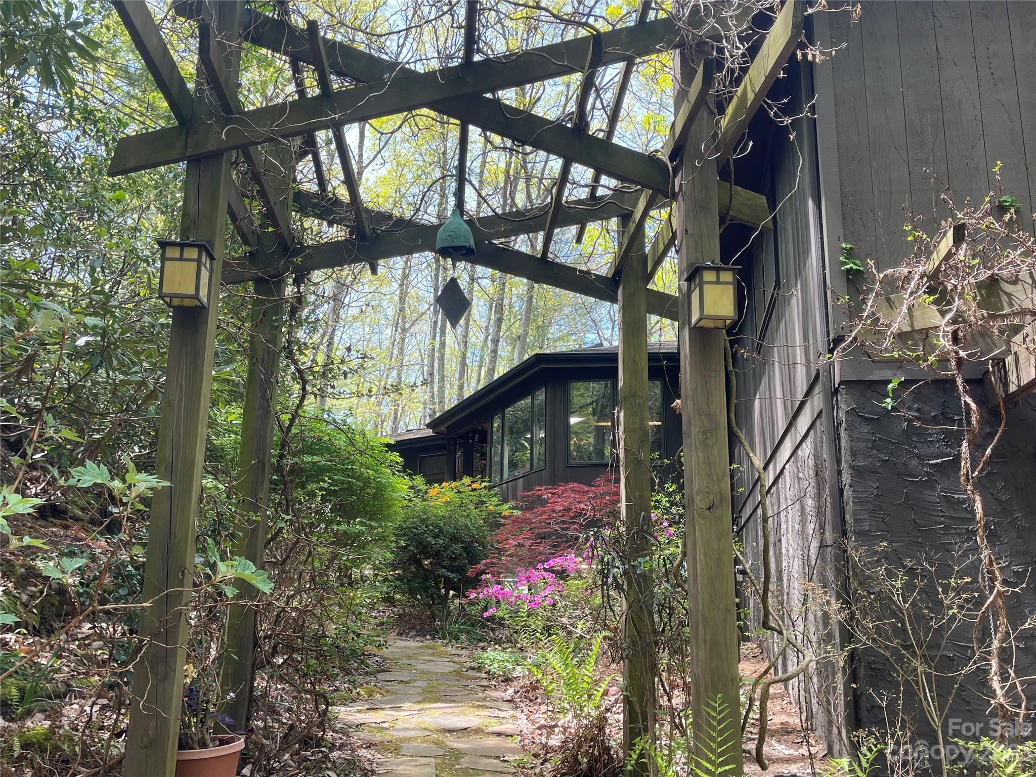 2 Chestnut Drive Swannanoa NC 28778