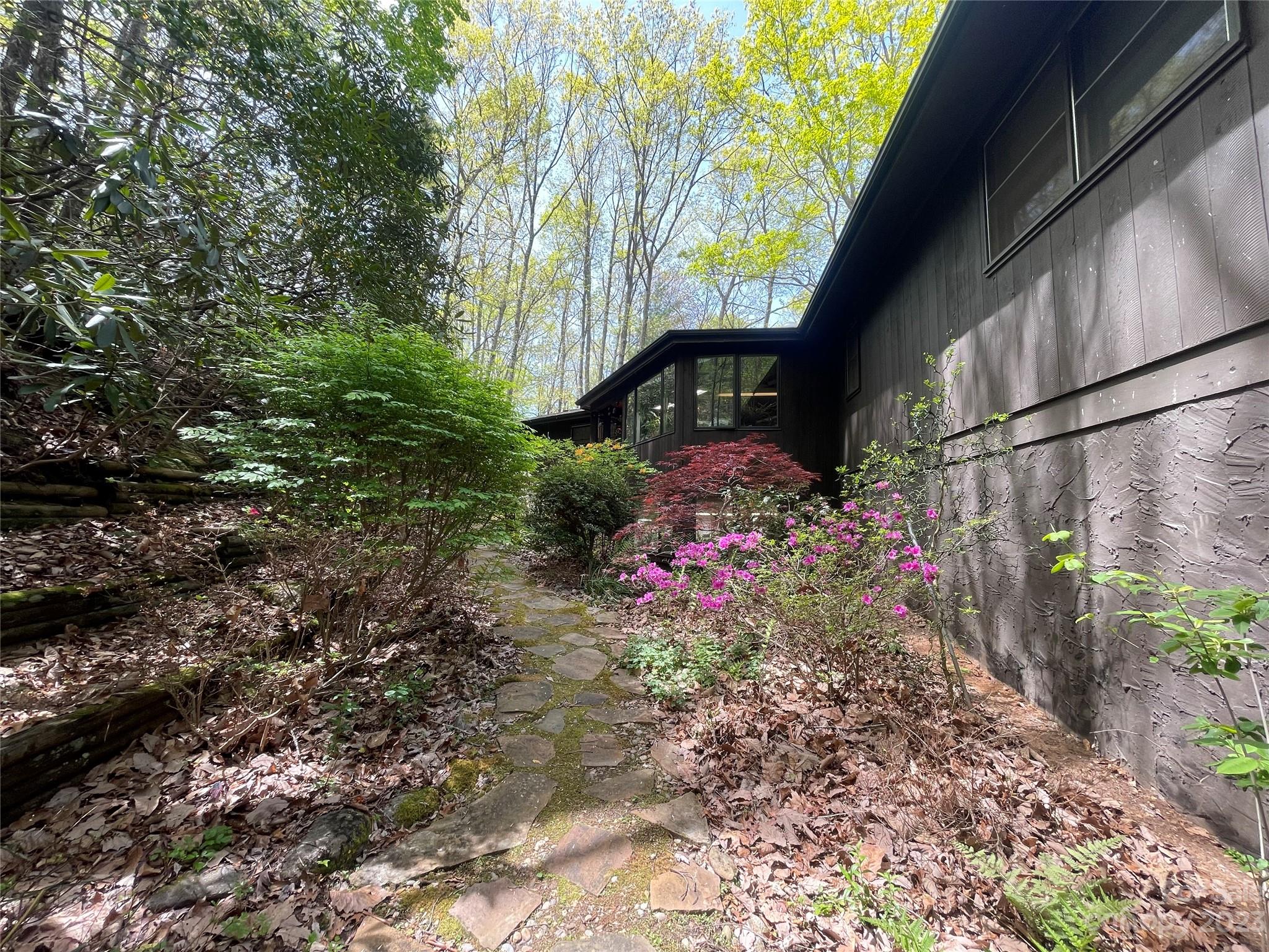 2 Chestnut Drive Swannanoa NC 28778