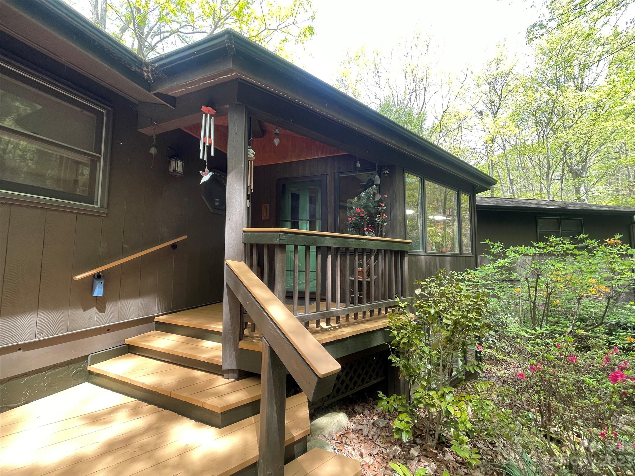 2 Chestnut Drive Swannanoa NC 28778