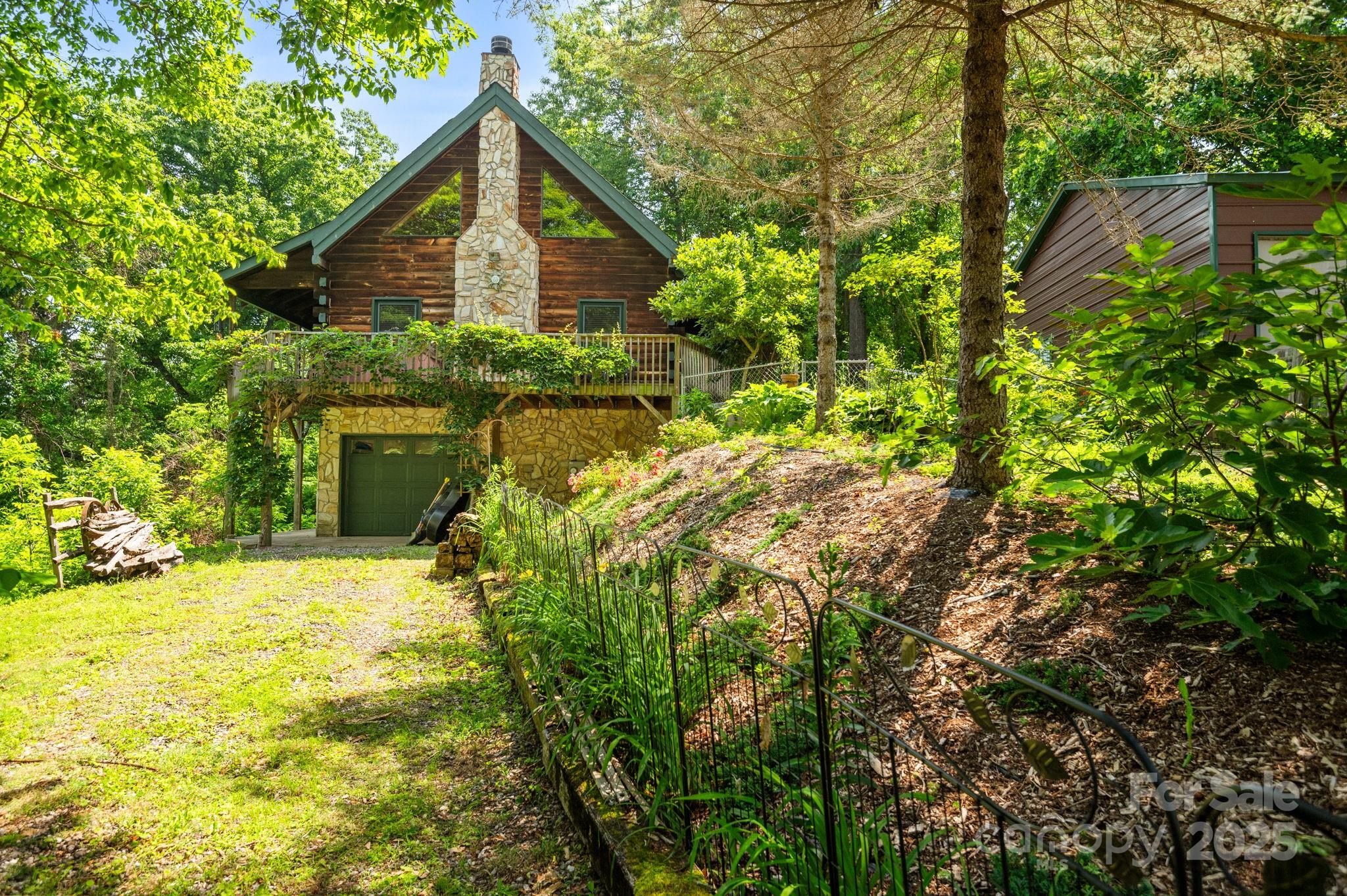 1781 Beaverdam Street Canton NC 28716