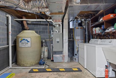 95 & 97 Temple Road Black Mountain NC 28711