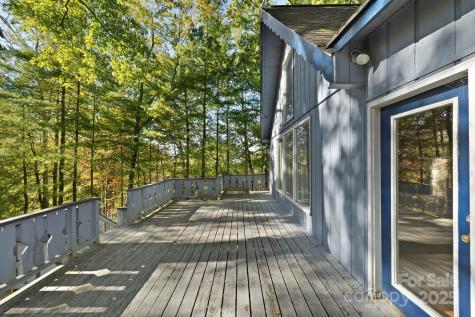 95 & 97 Temple Road Black Mountain NC 28711