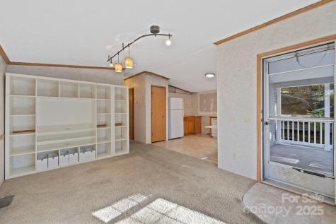 95 & 97 Temple Road Black Mountain NC 28711