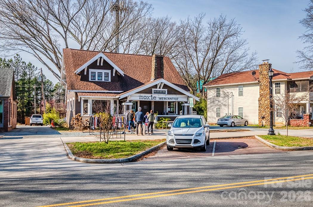1911 Truman Road Charlotte NC 28205