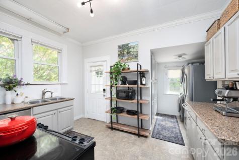 84 Forest Hill Drive Asheville NC 28803