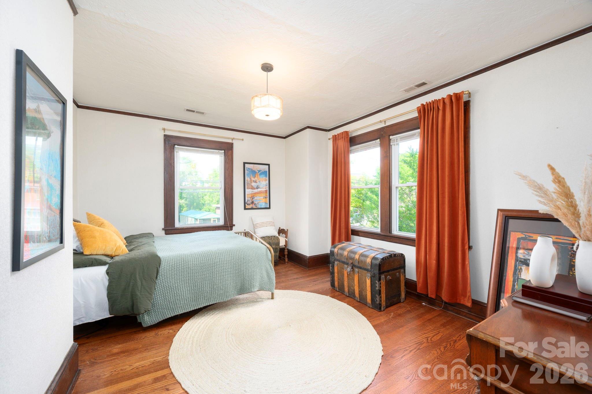 84 Forest Hill Drive Asheville NC 28803