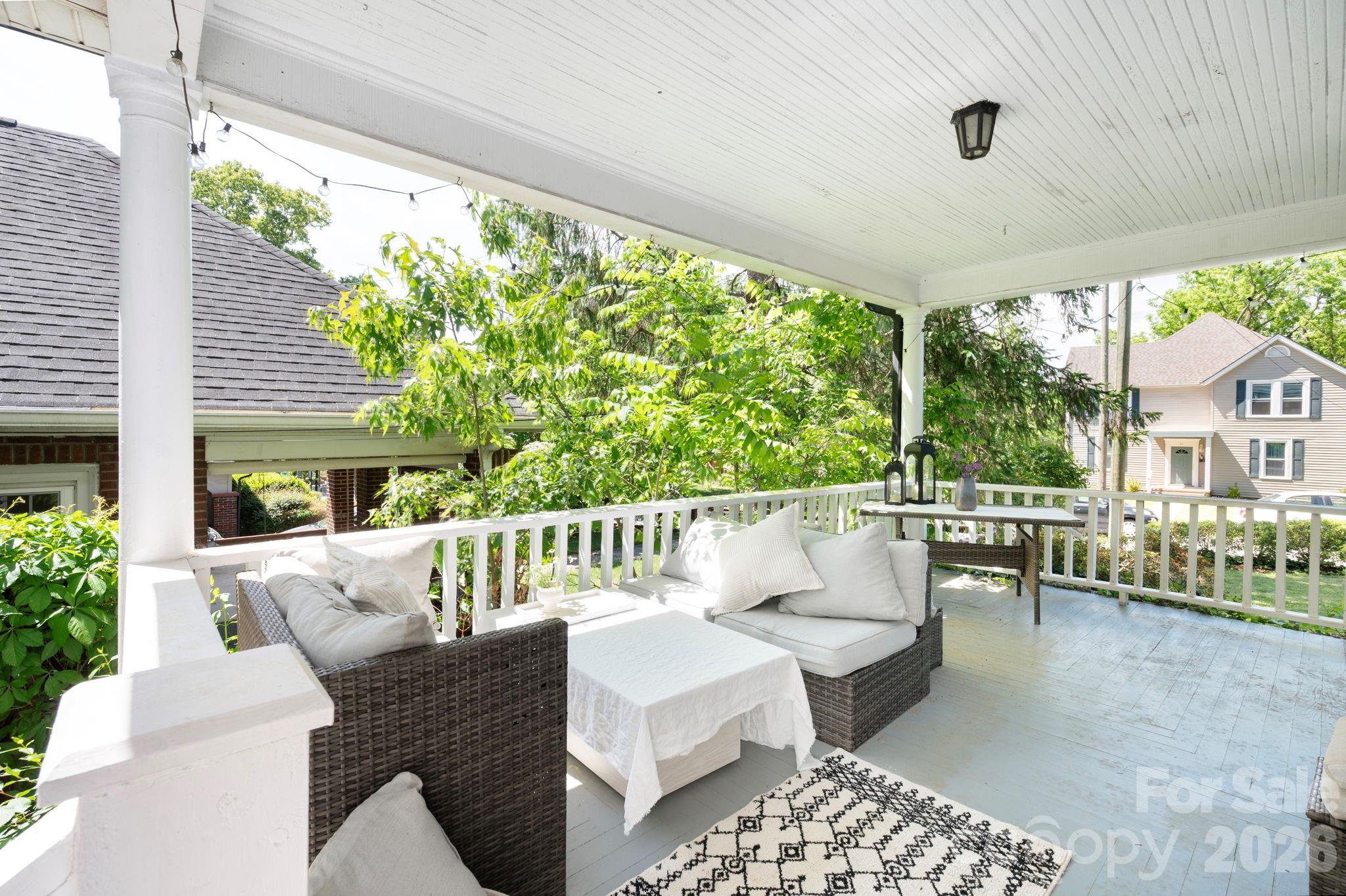 84 Forest Hill Drive Asheville NC 28803