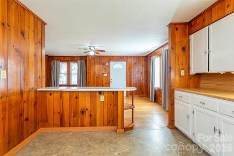 106 Scotland Street Black Mountain NC 28711