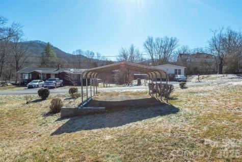 106 Scotland Street Black Mountain NC 28711