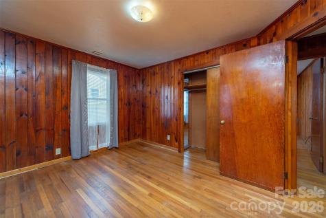 106 Scotland Street Black Mountain NC 28711