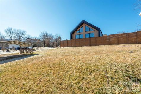 106 Scotland Street Black Mountain NC 28711