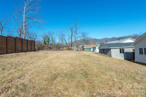 106 Scotland Street Black Mountain NC 28711