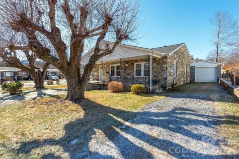 106 Scotland Street Black Mountain NC 28711