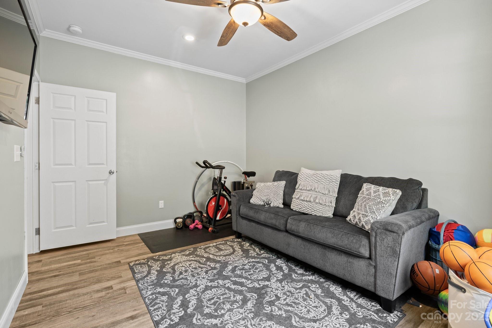 9 Beagle Run Asheville NC 28804