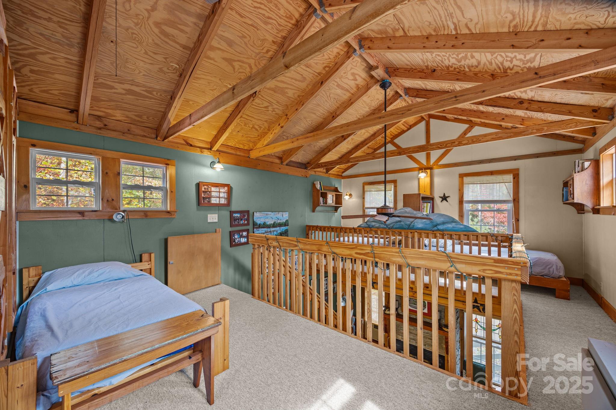 38 Buzzards Rest Trail Saluda NC 28773