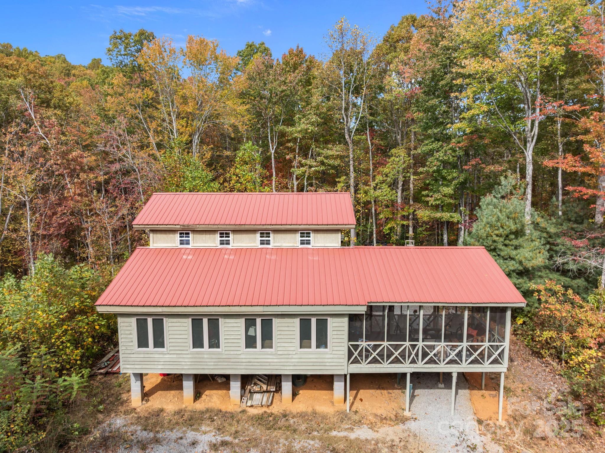 38 Buzzards Rest Trail Saluda NC 28773
