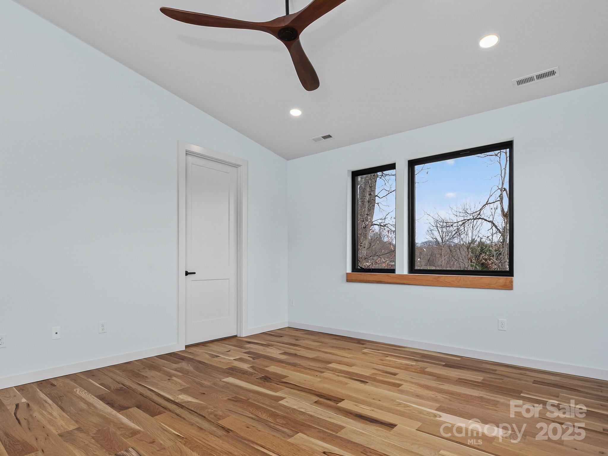 165 Abundance Run Asheville NC 28805