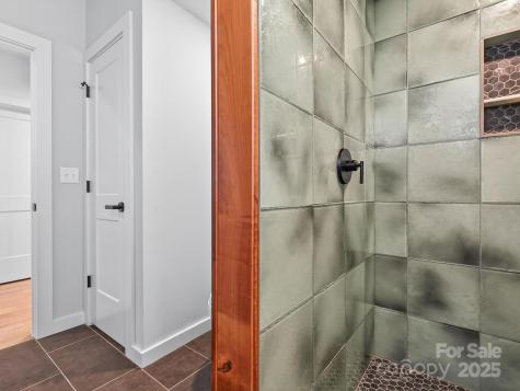 165 Abundance Run Asheville NC 28805