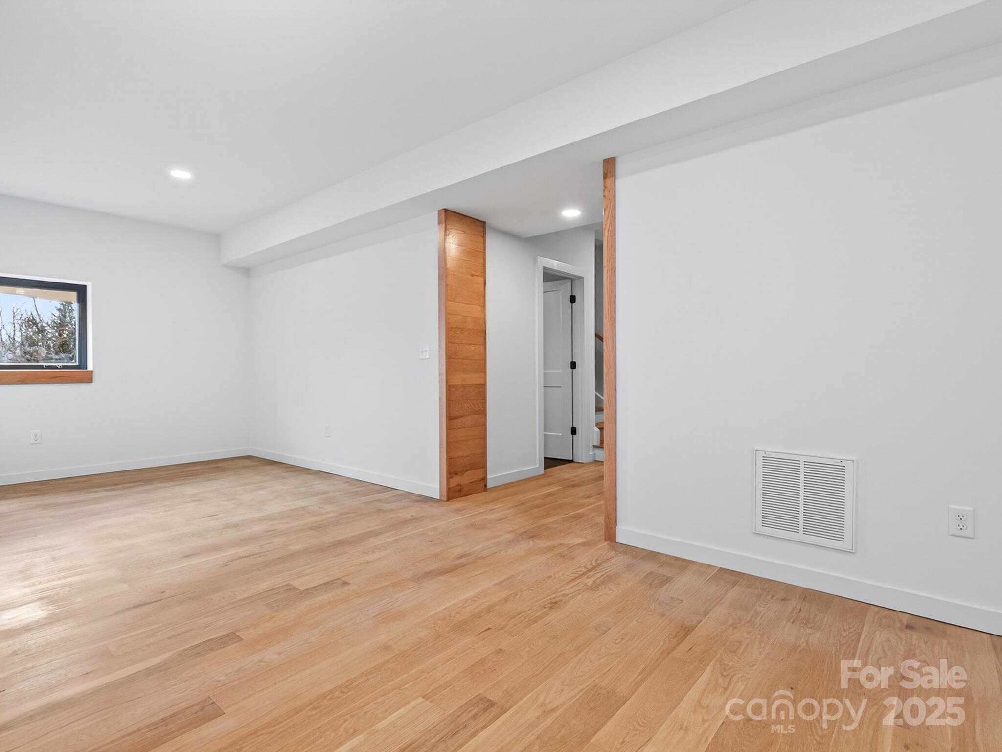 165 Abundance Run Asheville NC 28805