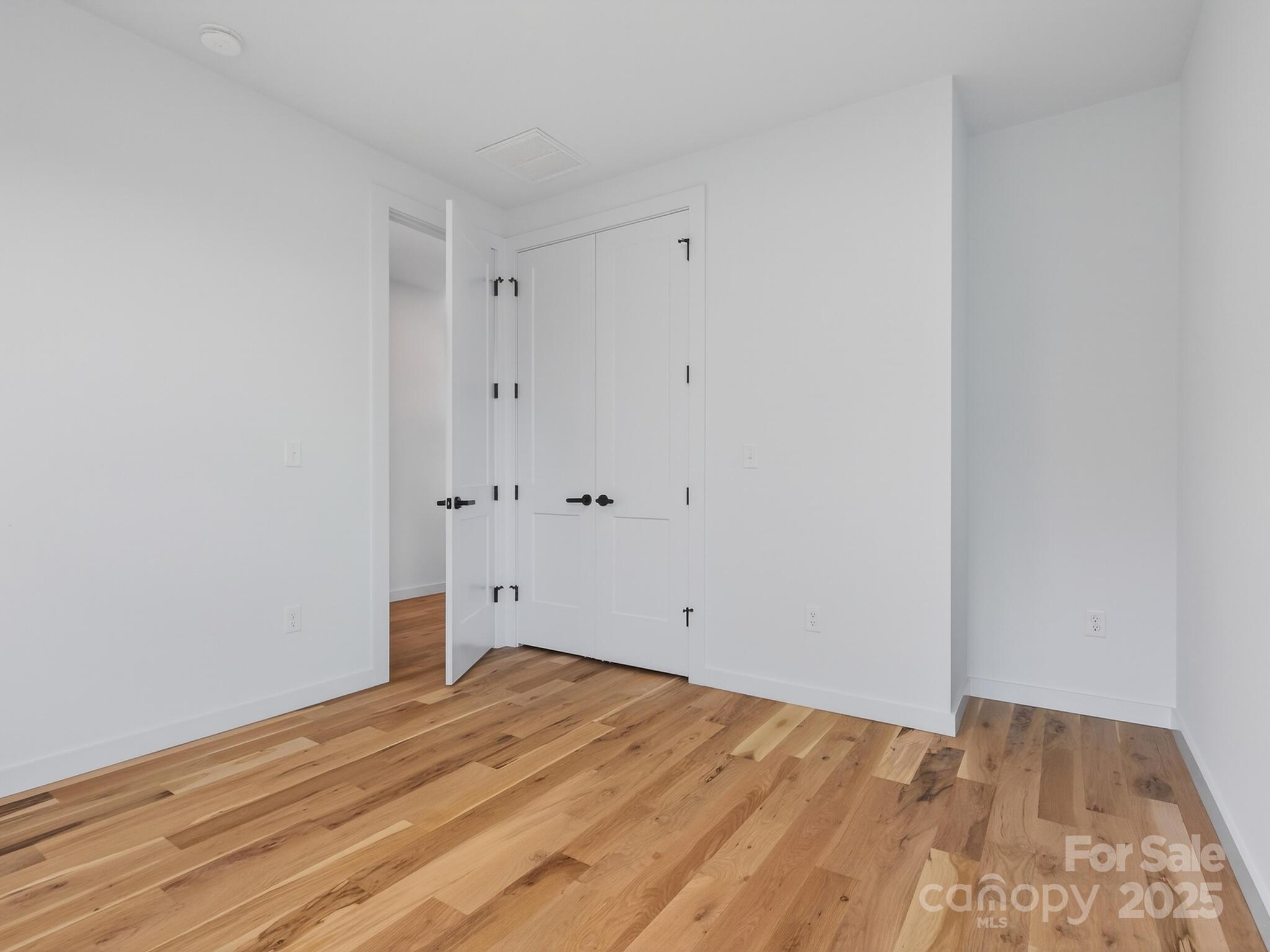 165 Abundance Run Asheville NC 28805