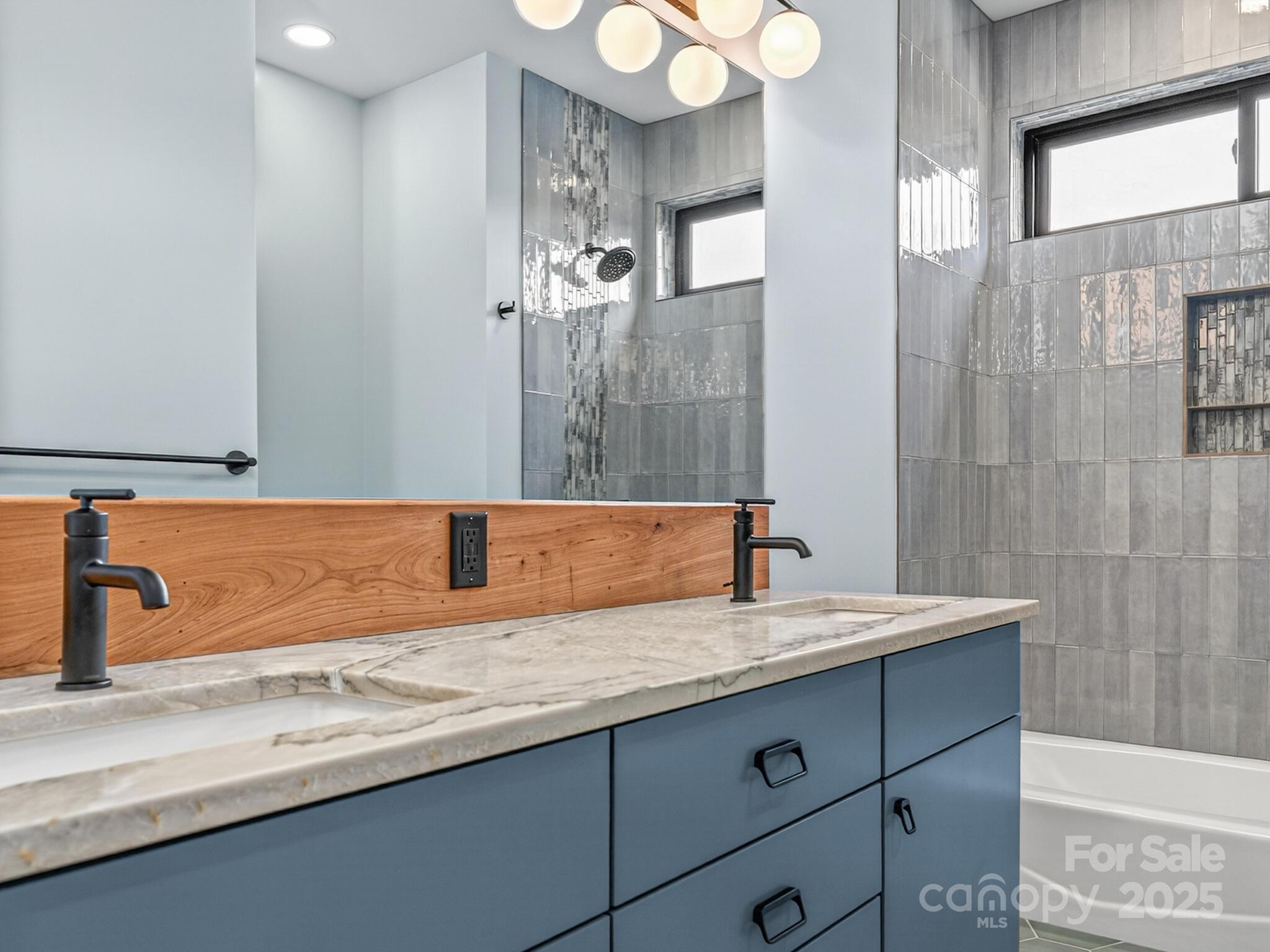 165 Abundance Run Asheville NC 28805