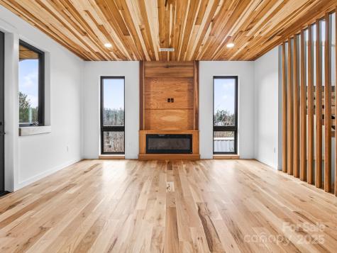 165 Abundance Run Asheville NC 28805