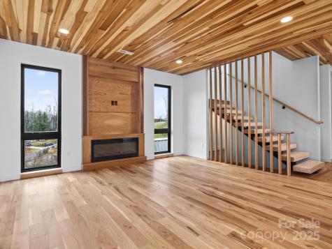 165 Abundance Run Asheville NC 28805