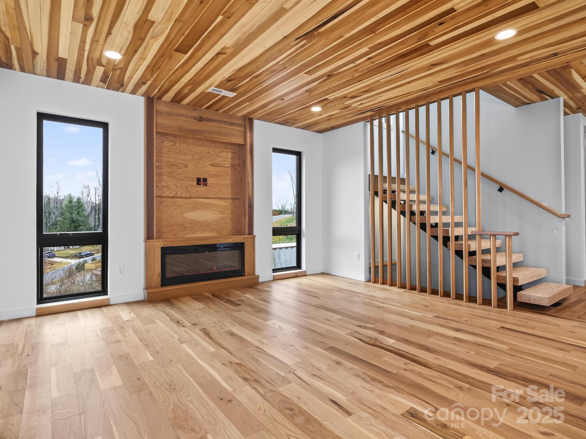 165 Abundance Run Asheville NC 28805