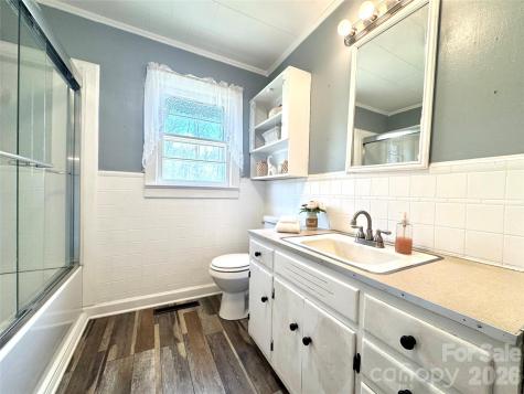 848 Meadowood Drive NE Lenoir NC 28645