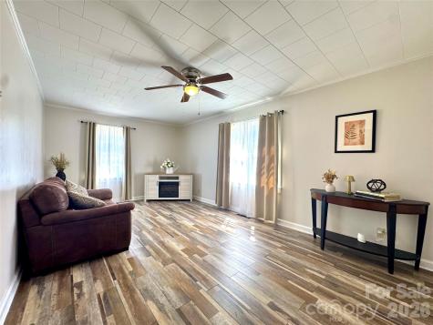 848 Meadowood Drive NE Lenoir NC 28645