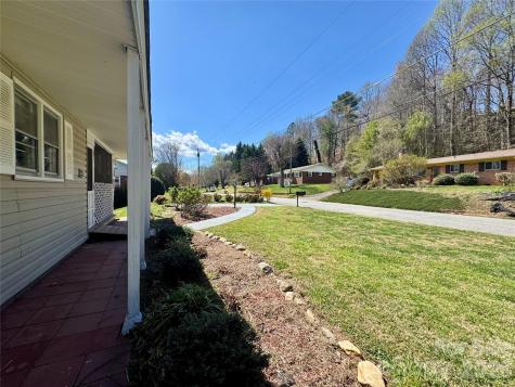 848 Meadowood Drive NE Lenoir NC 28645