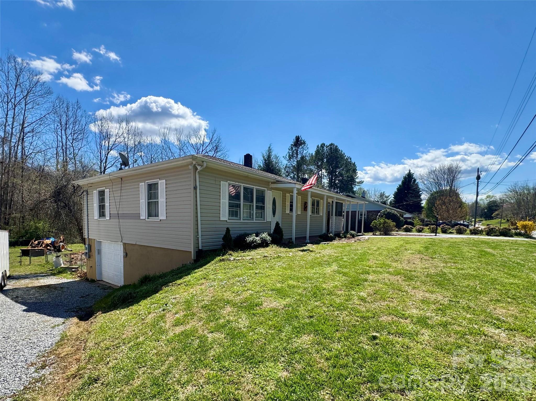 848 Meadowood Drive NE Lenoir NC 28645