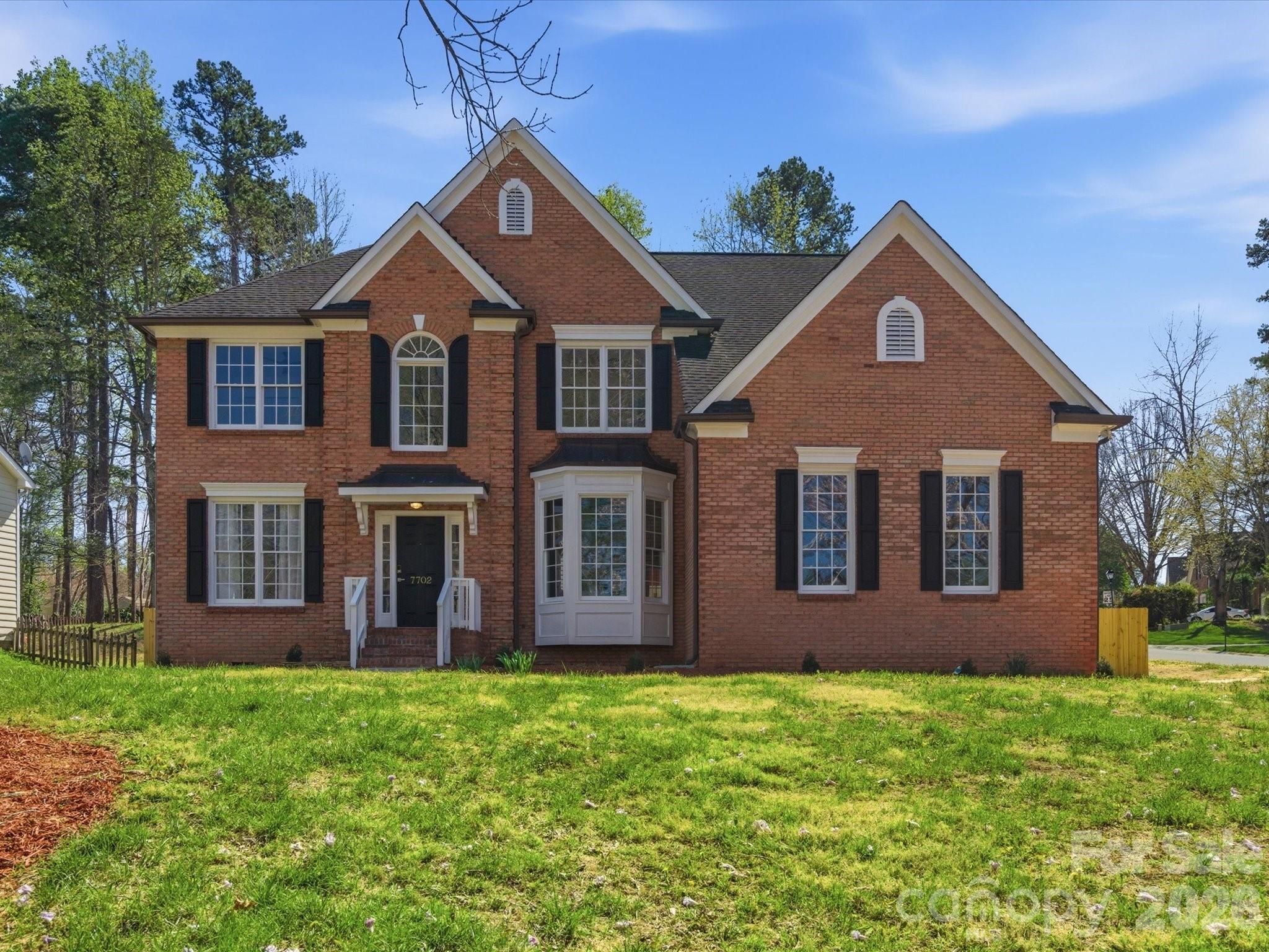 7702 Harrington Woods Road Charlotte NC 28269