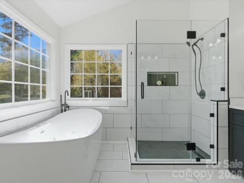 7702 Harrington Woods Road Charlotte NC 28269