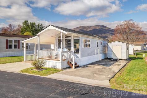 78 Strollers Lane Waynesville NC 28785