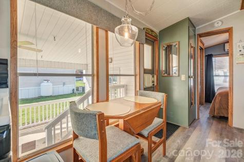 78 Strollers Lane Waynesville NC 28785