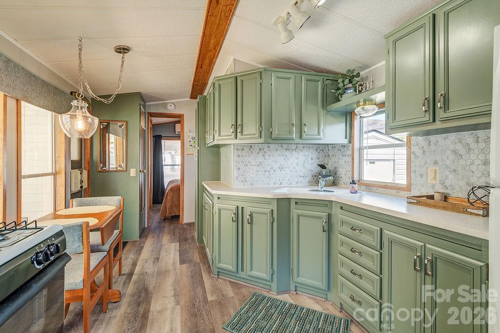 78 Strollers Lane Waynesville NC 28785