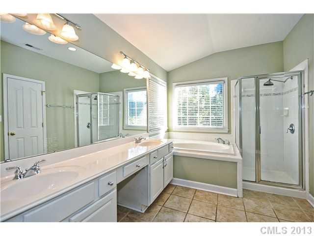 7027 Rock Dove Court Charlotte NC 28277