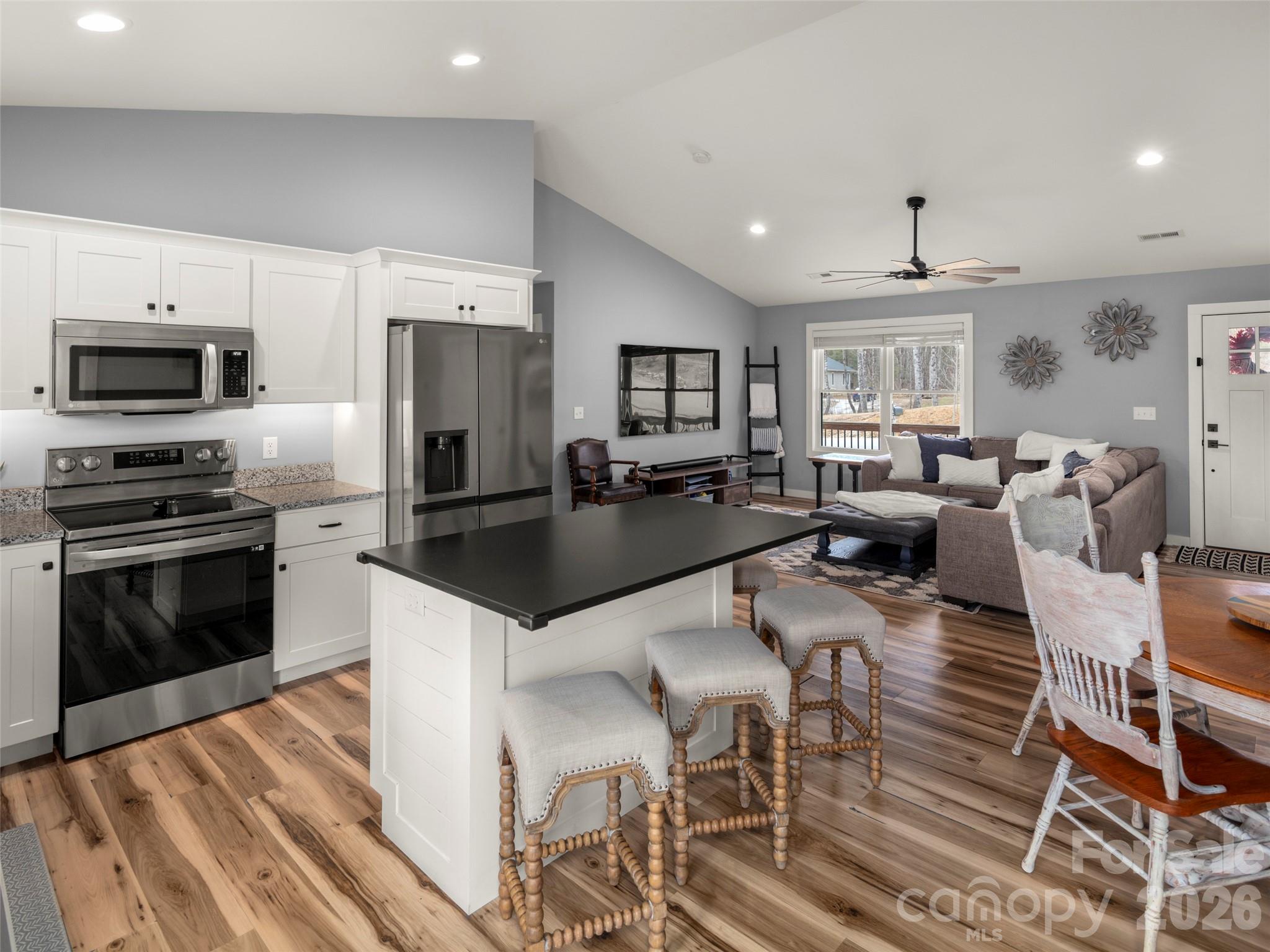 127 Walt Drive Hendersonville NC 28792
