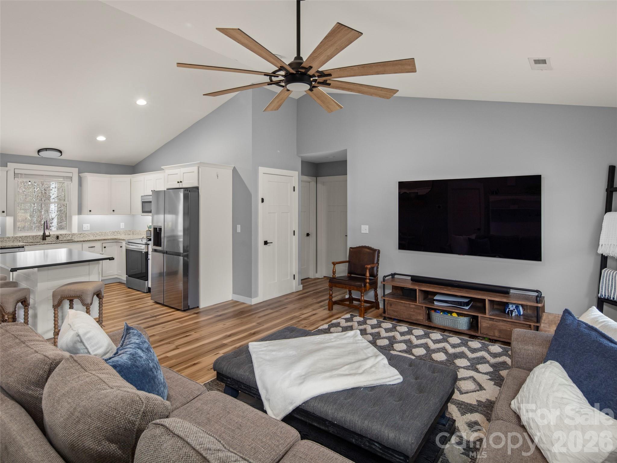 127 Walt Drive Hendersonville NC 28792