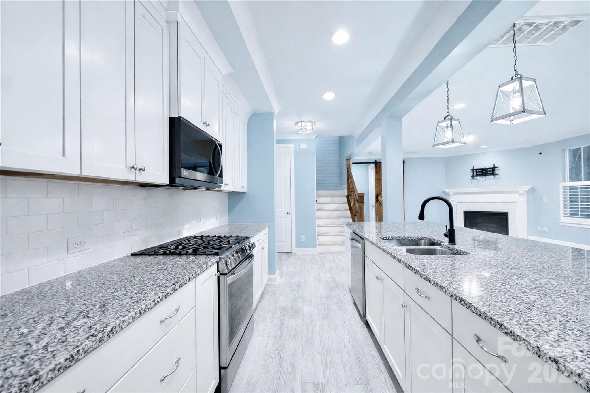4243 Island Fox Lane Denver NC 28037