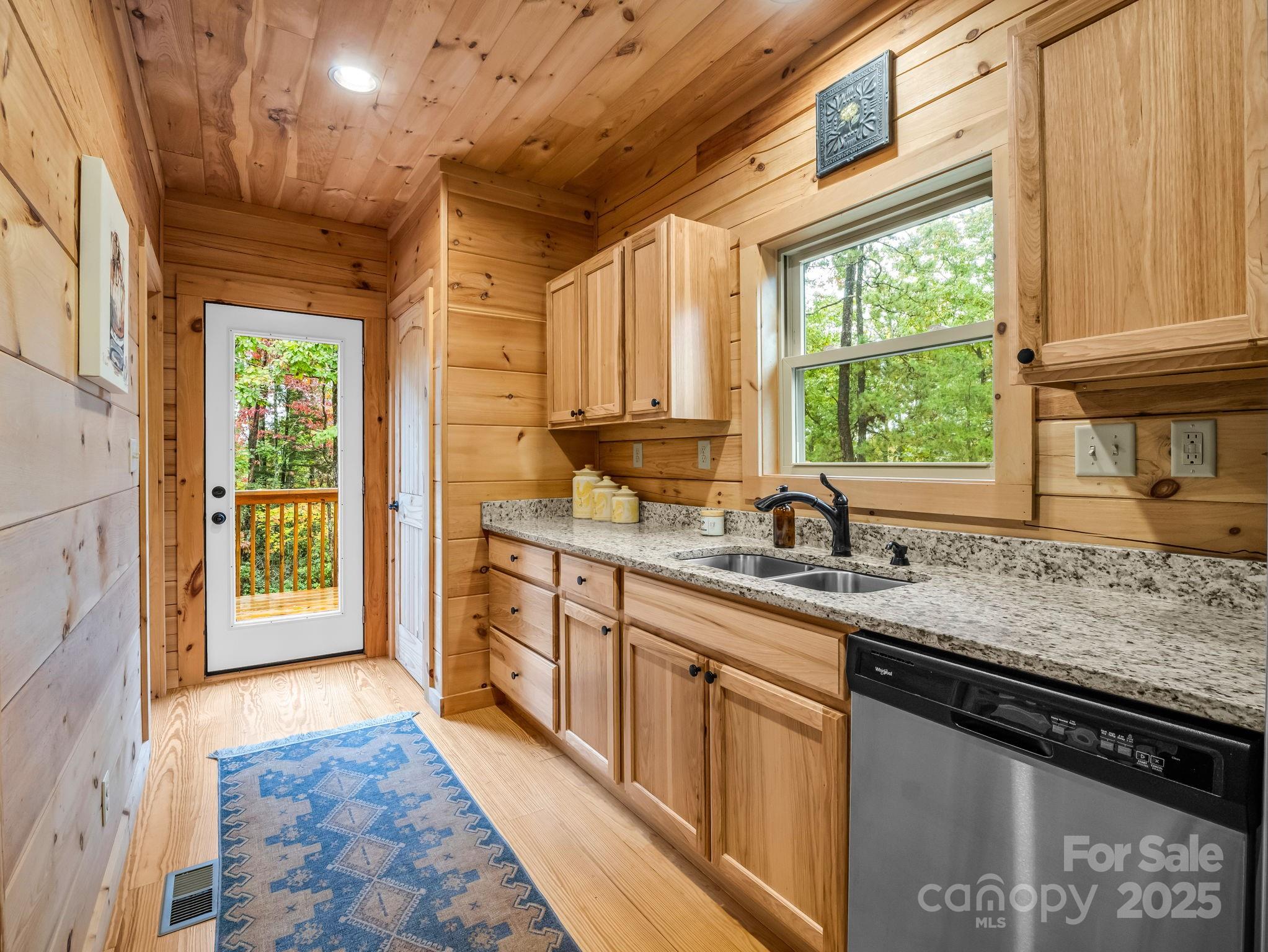 174 Doves Way Lake Lure NC 28746