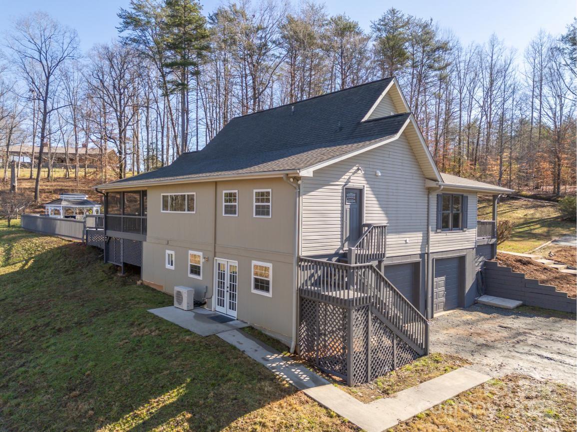 1418 John Smith Road Columbus NC 28722