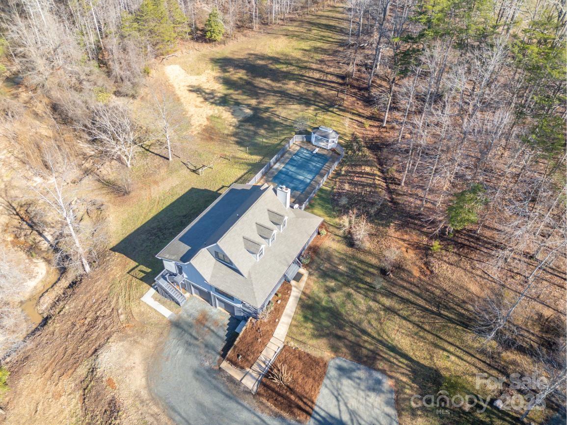 1418 John Smith Road Columbus NC 28722