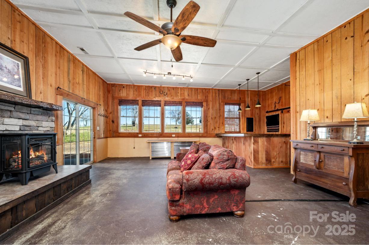 1418 John Smith Road Columbus NC 28722